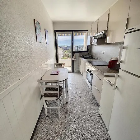 Lumineux 2 Pieces - Centre De Apartment